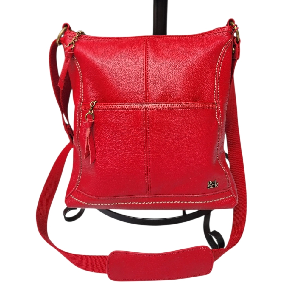 THE SAK Soft Cherry Red Pebbled Leather Lucia Crossbody Bag EUC